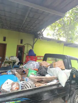 Jasa buang buang barang