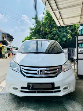 Honda freed 2015 akhir istimewa