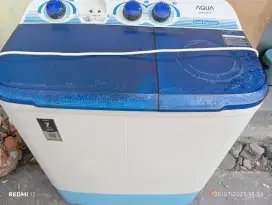 mesin cuci 2 tabung merek aqua baru setaon murah bagus