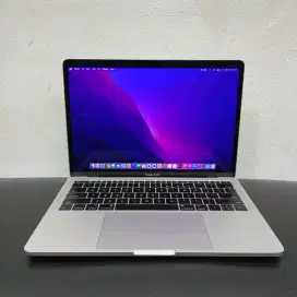 Macbook Pro Non TB 13-inch 2016 Ci7 - 2.4GHz RAM 8GB SSD 128GB