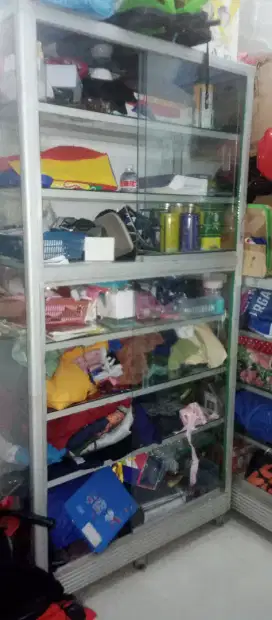 Jual etalase 2ukuran panjang 1,5meter