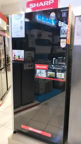 SHARP REFF 2 DOOR 656L