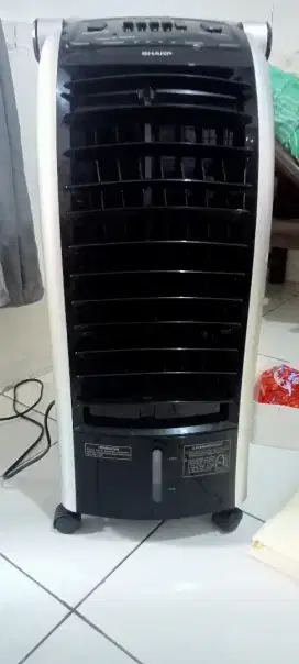 Air Cooler ice pack merk Sharp baru dipakai 2 bulan