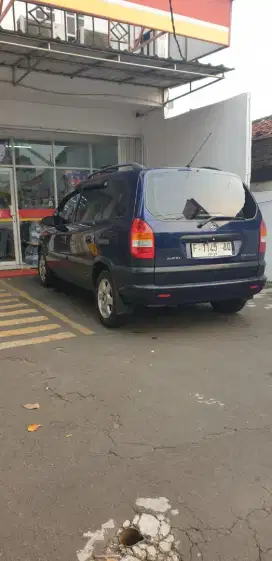 Jual Chevrolet Zafira CDI 1,8