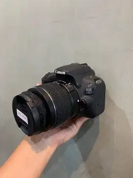 KAMERA CANON 200D + KIT