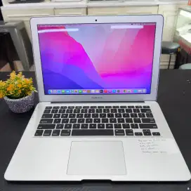 Macbook Air 13 inch 2017 Core i5 Memori 8GB Storage 256GB CC 2 Normal