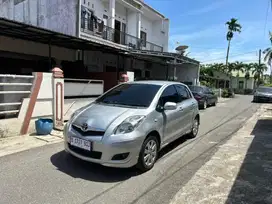 YARIS TIPE E 2011 AT