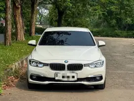 Bmw 320i luxury edition