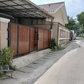 Dijual Rumah 2,5Lantai di Srengseng Sawah Jagakarsa Jakarta Selatan