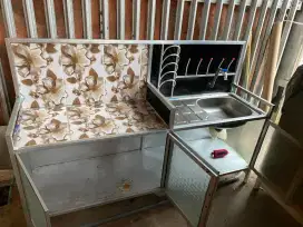 Wastafel cuci piring