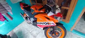 Honda CBR150 Repsol Thailand 2014