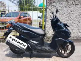 Honda vario 160 abs tahun 2022 cash credit