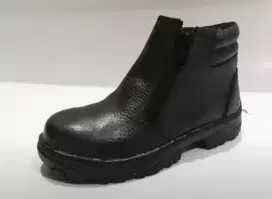 Jual Rugi sisa toko(sepatu kulit asli, safety, casual)khusus borongan