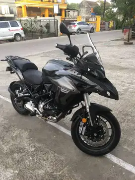 Benelli TRK 502 KM 542