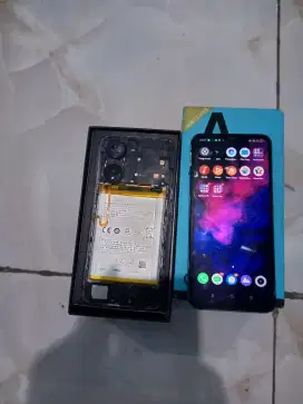 Jual dua hp take all 900 ambik semua baca deskripsi