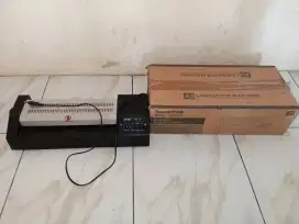 LAMINATING A3 NEEDTEK