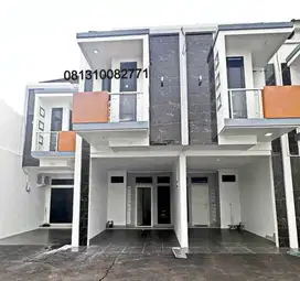 Rumah Baru Siap Huni Dalam Townhouse Di Rawamangun Jaktim