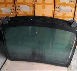 Kaca depan mitsubshi pajero