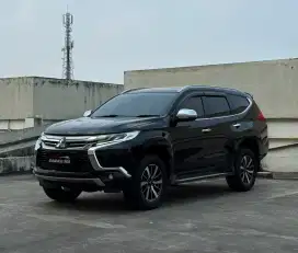 Mitsubishi Pajero Sport 2.4L Dakar 4x2 AT Warna Hitam Tahun 2019 KM 80