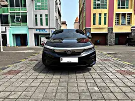 Honda City E AT 2022 Sedan