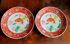 Sepasang Piring Keramik Ikan Koi