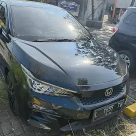 City Hatchback low kilometers