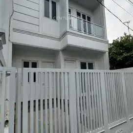 Rumah Baru Strategis Di Pondok Kelapa Akses 1 Row Mobil S8848