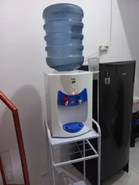 Dijual Cepat Dispenser + Rak