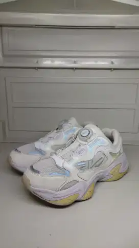 SEPATU FILA BOA SIZE 34