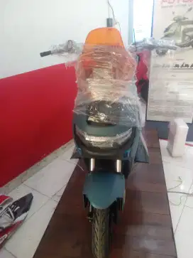 Sepeda listrik uwinfly tipe M75L ADV