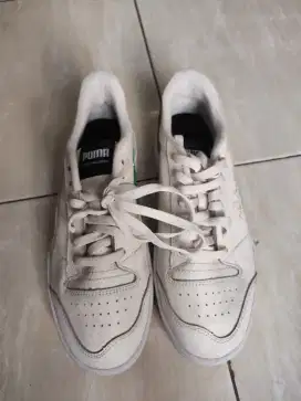 Di jual sepatu casual PUMA