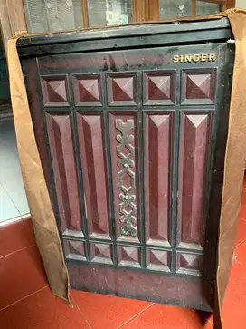 Mesin Jahit Singer Portable Magic Bobbin Original + meja kayu jati ant