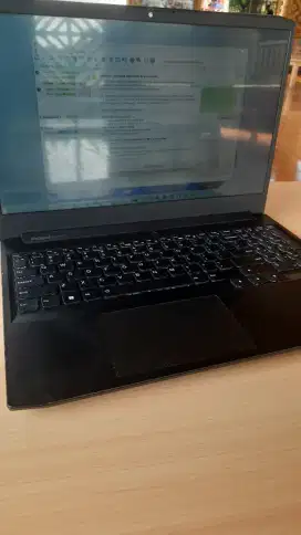 Lenovo ip gaming 
Ryzen 7 5800H , Ram 32GB ,SSD 512 X 2, RTX 3050