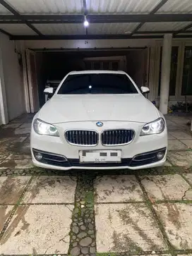 BMW 528i 2015 Bensin