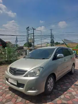 Kijang Innova 2.0 G AT