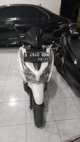 Honda Vario 125 putih 2014 (bisa tuker tambah)