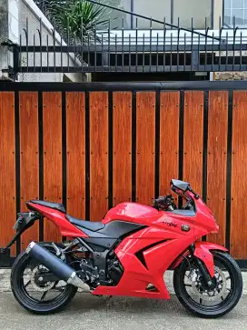 Kawasaki ninja 250R 2011 km 17 ribu gress
