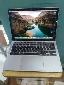 Macbook Air 2020 Core i3 Memori 8Gb LPDDR4 Storage 256Gb CC Normal