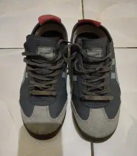 Onitsuka Tiger Grey