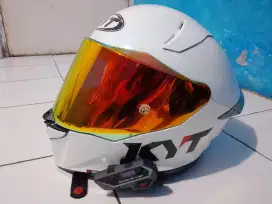 Helm KYT R to R