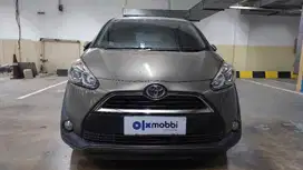 KM Rendah Toyota Sienta 1.5 V Bensin-MT 2016