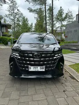New Alphard 2023 akhir 2.5 G Bensin Hitam