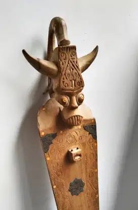Gitar tradisional antik kayu lawas sepeda jam tank vespa vintage jadul