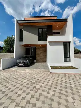 RUMAH MEWAH KONTEMPORER MODERN 2 LANTAI DALAM PERUMAHAN DEKAT UII