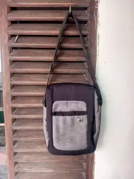 Tas Slempang Bodypack series lama
