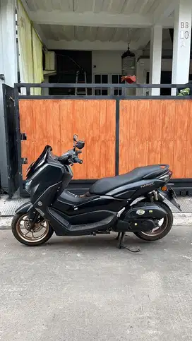 Di jual Yamaha Nmax 155 VVA 2023 bulan 11 KM low Black Doff