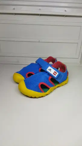 ADIDAS LEGO CAPTAIN TOEY SIZE 29