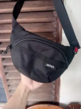 Tas Sling Bag Bodypack