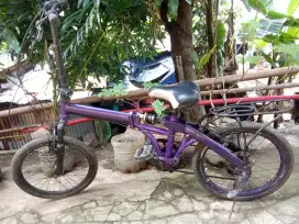 Dijual sepeda lipat perempuan mulus