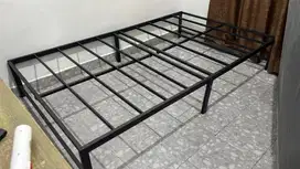 Dipan besi bongkar pasang kokoh 120x200x30 cm